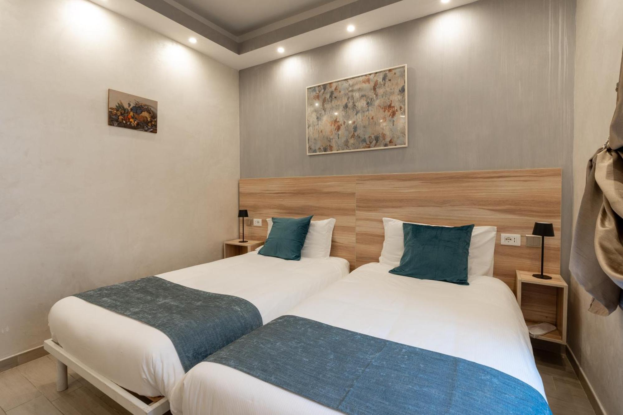 Bed and breakfast Drago D'oro - Accross From Metro Vittorio Emanuele 2*