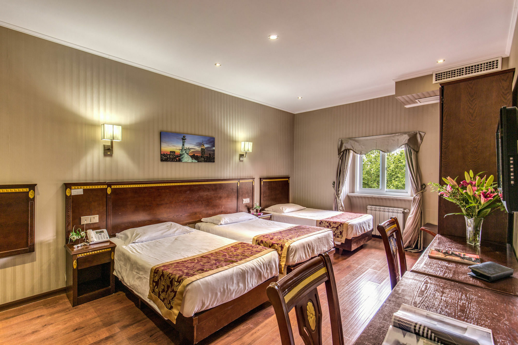 Drago D'oro - Accross From Metro Vittorio Emanuele Bed and breakfast